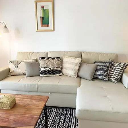 Homestay Bedrooms Casa Alma *