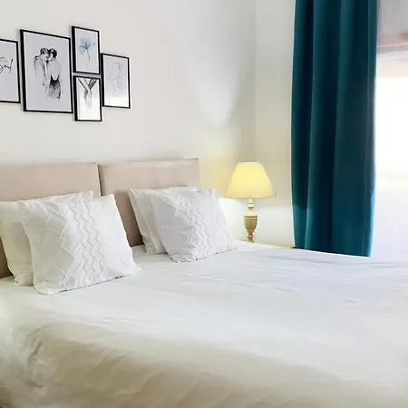Homestay Bedrooms Casa Alma Lagos